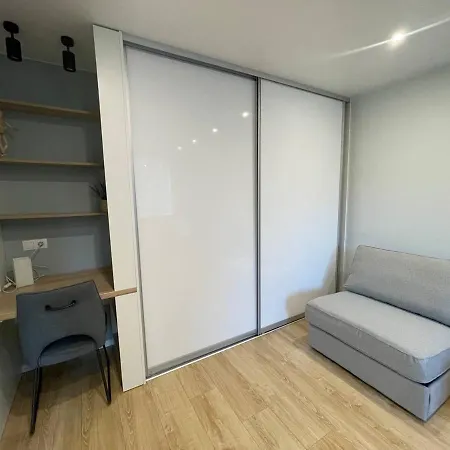 Modern 1Br Haven Near Two Parks Riga Exterior photo