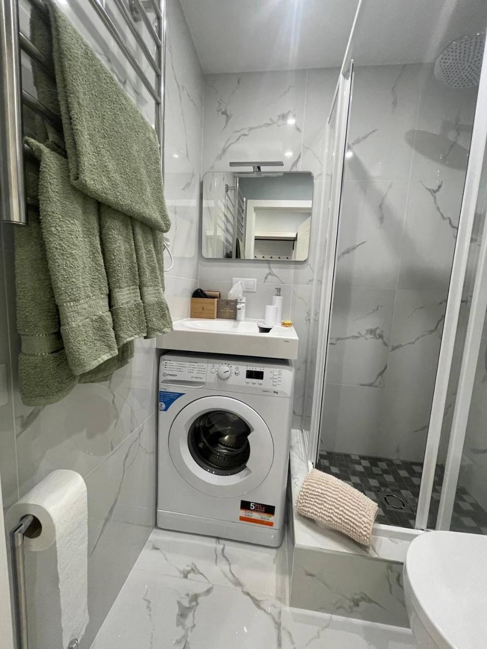 Modern 1br Haven Near Two Parks Appartamento